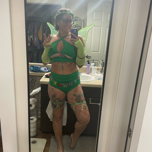 iHeartRaves Green Fairy festival costume with Wings - Picture 1 of 10